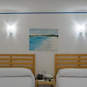 Sotavento & Yacht Club קנקון