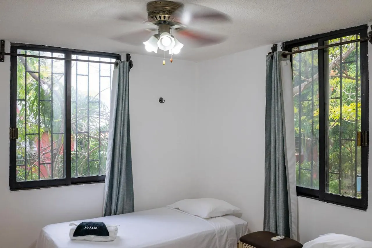 Zely Home #2 Cancun Mexico